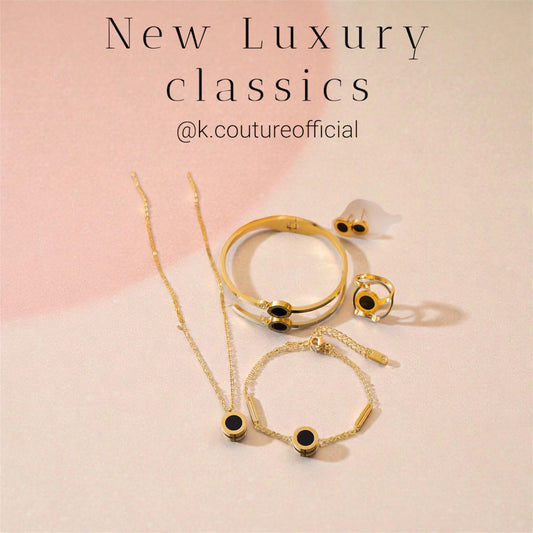 Luxury collection black Roman pendant